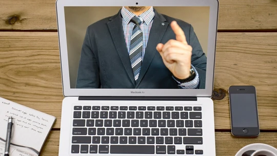 10 idegesítő dolog, amit ne kövess el az online megbeszéléseken