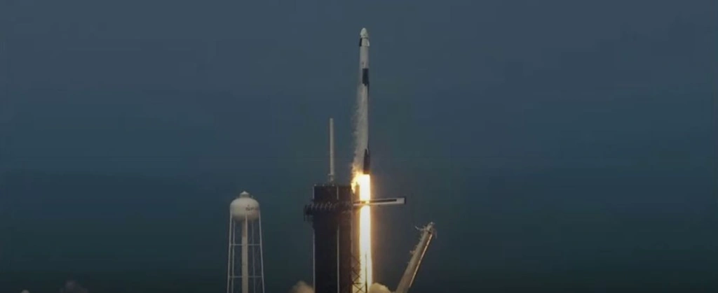 Sikerült Elon Musknak: embert küldött az űrbe a SpaceX
