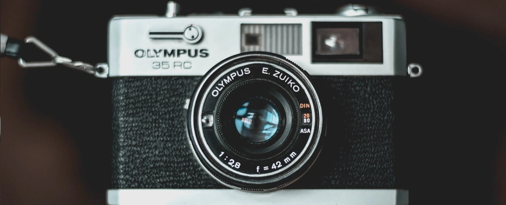 Kicsinálta az okostelefon – 84 év után kiszáll az Olympus a fényképező-üzletágból