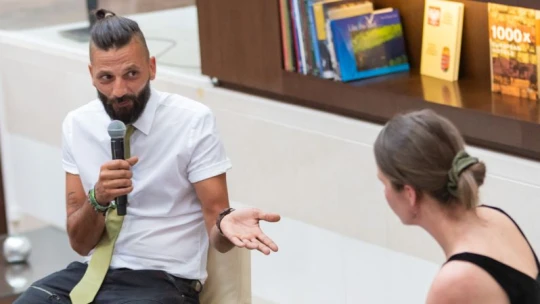 Nem arról van szó, hogy mindannyiunknak ki kell költöznie a Hortobágyra egy jurtába