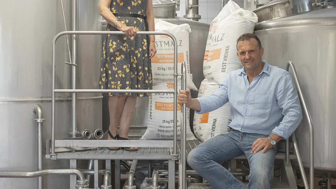 Egy titkárnő nagyon kéne