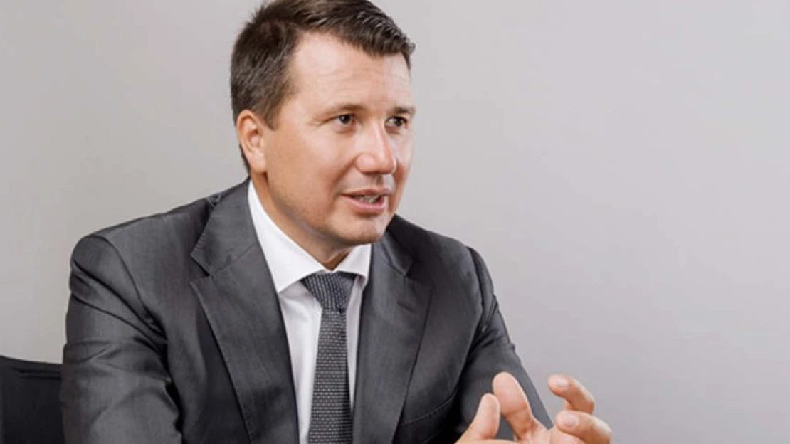 Csányi kipróbált embere veszi át az épülő magyar szuperbank vezetését