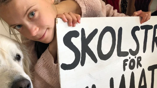 Greta Thunberg szó szerint eltolta a biciklit