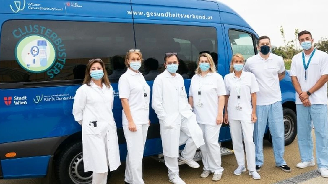Koronavírus: Bécs tesztelőcsapatokat küld az iskolákhoz, 30 perc alatt eredményt adnak