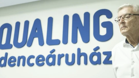 Nyolcvanévesek elmúltak, de még mindig bejárnak dolgozni, jövőre négymilliárdos árbevétel a céljuk