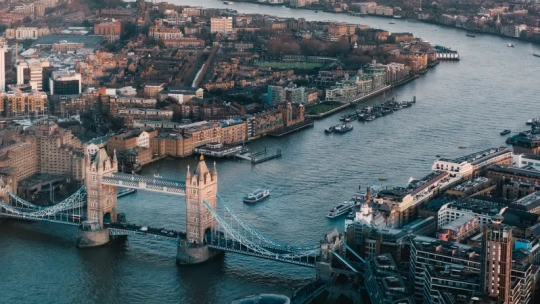 Robban az omikron Londonban, a fertőzöttek 40%-a kapta el