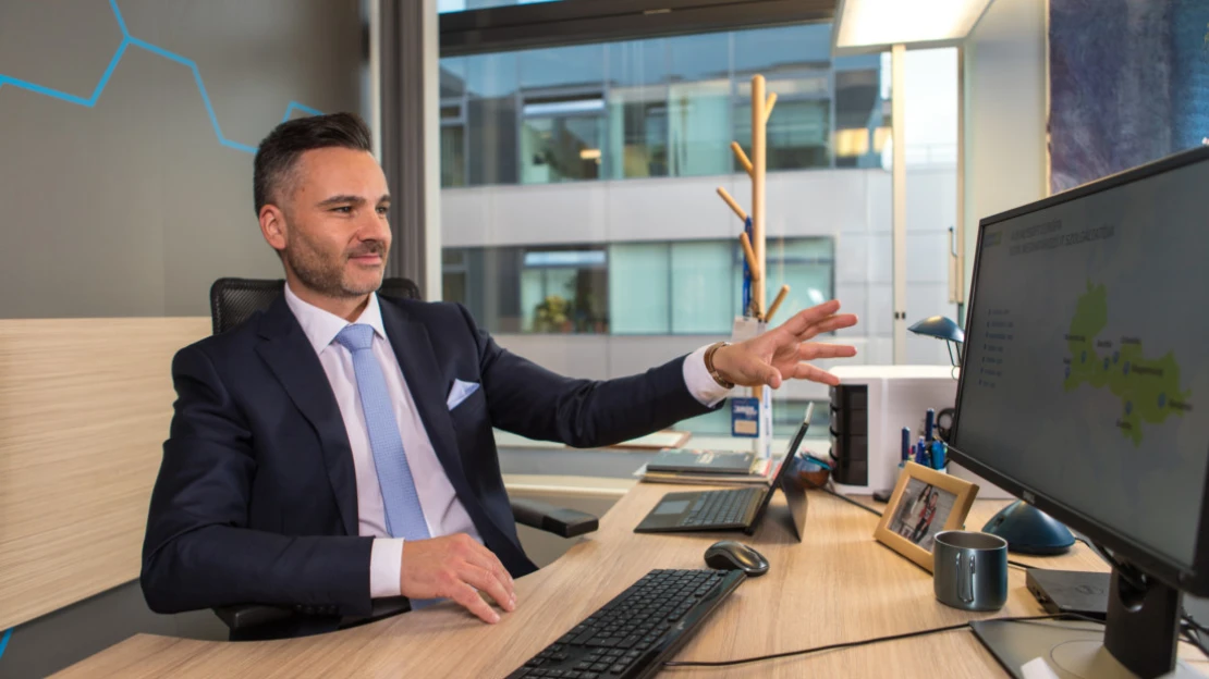 Útmutatás a digitális világban a hazai és nemzetközi piacokon