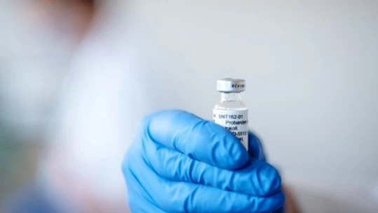 Kritikus pillanatban fogytak el a covidvakcinák az országban