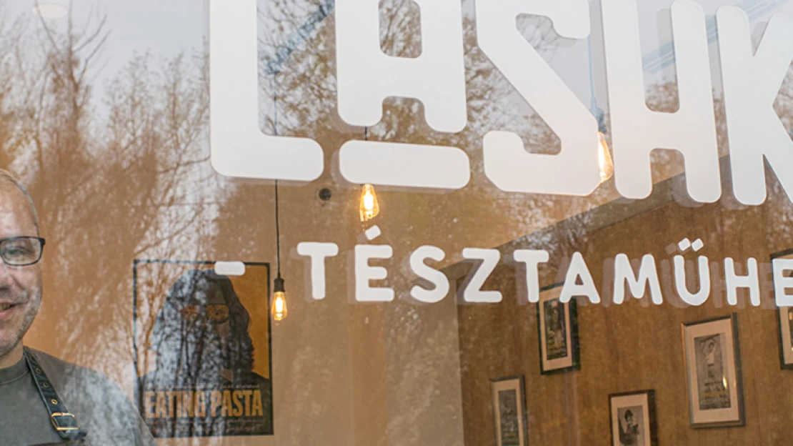 A járvány előtt nyitott, a kiszállítást nem szereti, mégis elbír a járvánnyal az óbudai tésztázó