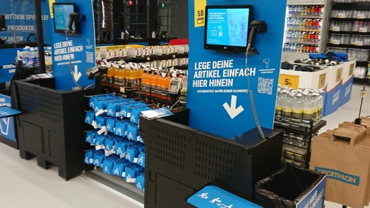 Magyar cég fejlesztésével nyitott meg a Decathlon első lettországi üzlete
