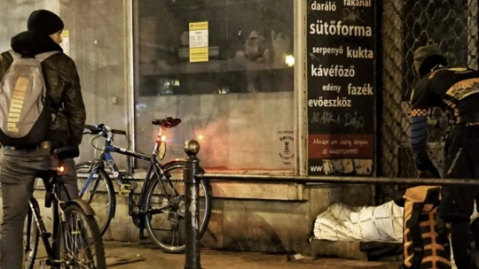 31 ezer szendviccsel segít a nélkülözőknek év végéig a Budapest Bike Maffia