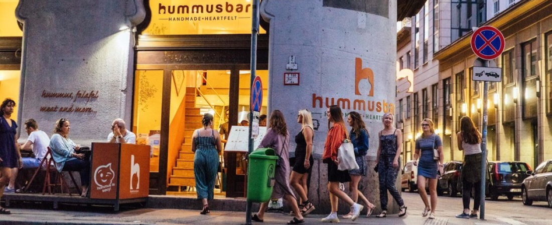 Több mint száz étterem, európai terjeszkedés – ambiciózus tervekkel reagálna a válságra a Hummusbar