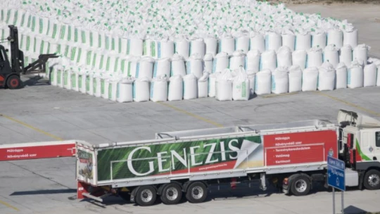 Indítványozták Bige letartóztatását, 800 milliós vesztegetési pénzről beszél az ügyészség