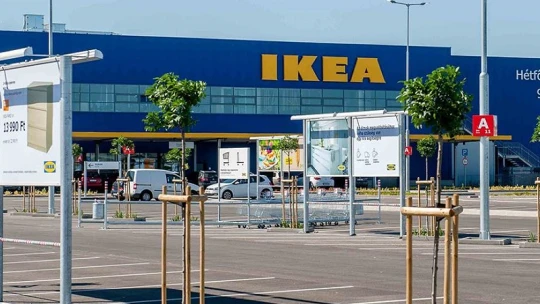 IKEA: jönnek a fenntartható pontok a magyar áruházakban, közben az áruhiány megoldásán is dolgoznak