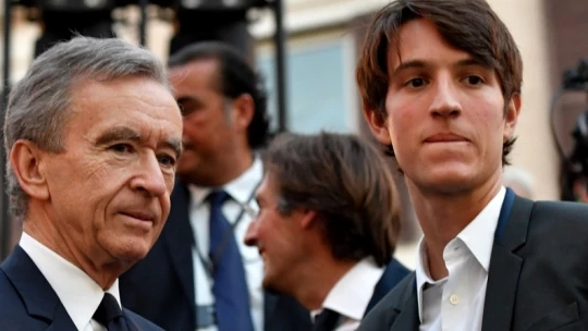 Kicsoda és hogy került a Tiffany élére a mindössze 28 éves Alexandre Arnault?