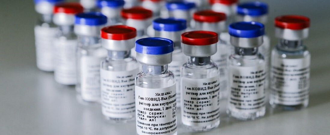 Orosz vakcina: eltérés lehet a klinikai teszten vizsgált és a forgalmazott változat közt