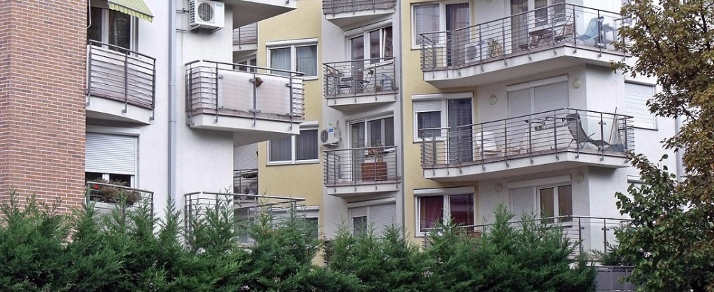 Hétezer új lakás épül Budapesten, az elszálló rezsiárak miatt egyre kapósabbak lesznek