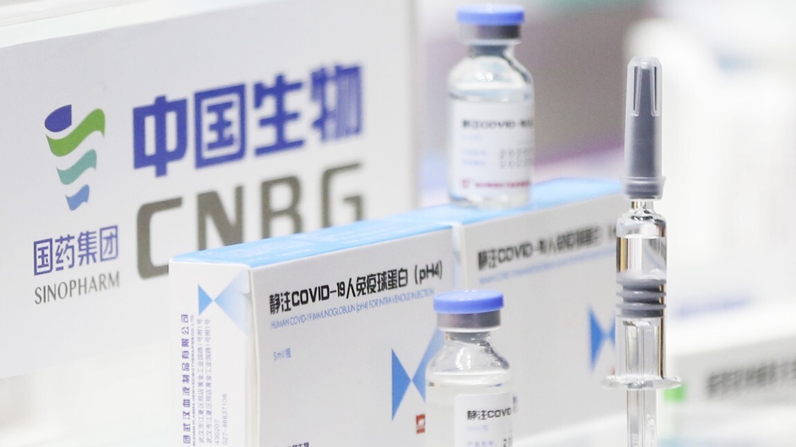 A kínai vakcina már itt van, mégsem lehet még használni