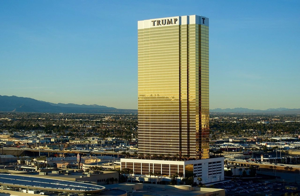 Minden Donald Trump érdekeltségébe tartozó hotelt törölt kínálatából egy utazási ügynökség