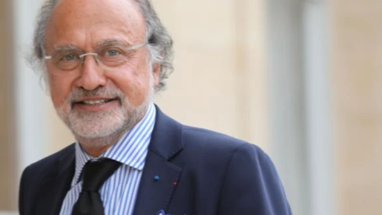 Meghalt a Falcon gépeket gyártó francia konszern tulajdonosa, az ismert politikus Olivier Dassault