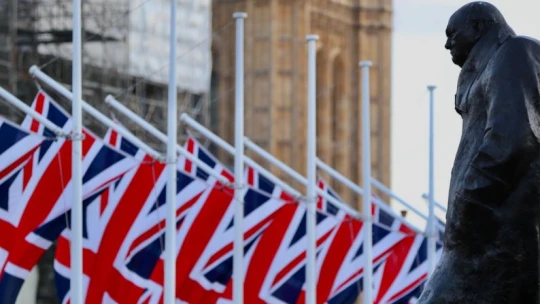 Mit hagyott ott Harry és Meghan? – Így működik a brit monarchia pénzügyi gépezete