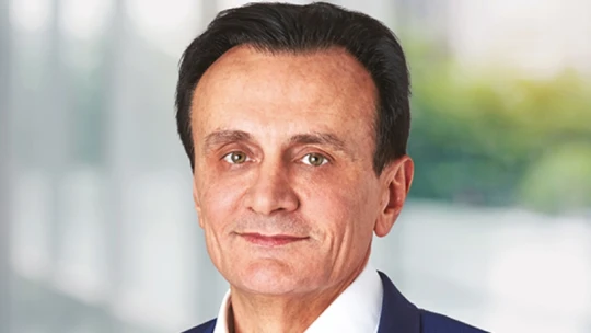 Astrazeneca-vezér: Nem bánunk semmit
