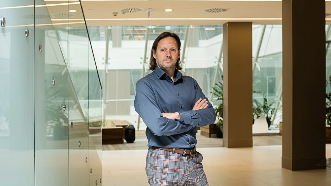 Mastercard – Év Bankja díj AZ ELISMERÉS ÉS A MEGISMERÉS JEGYÉBEN