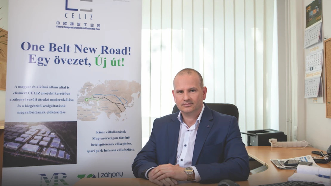 CELIZ – Sín kelet és nyugat között