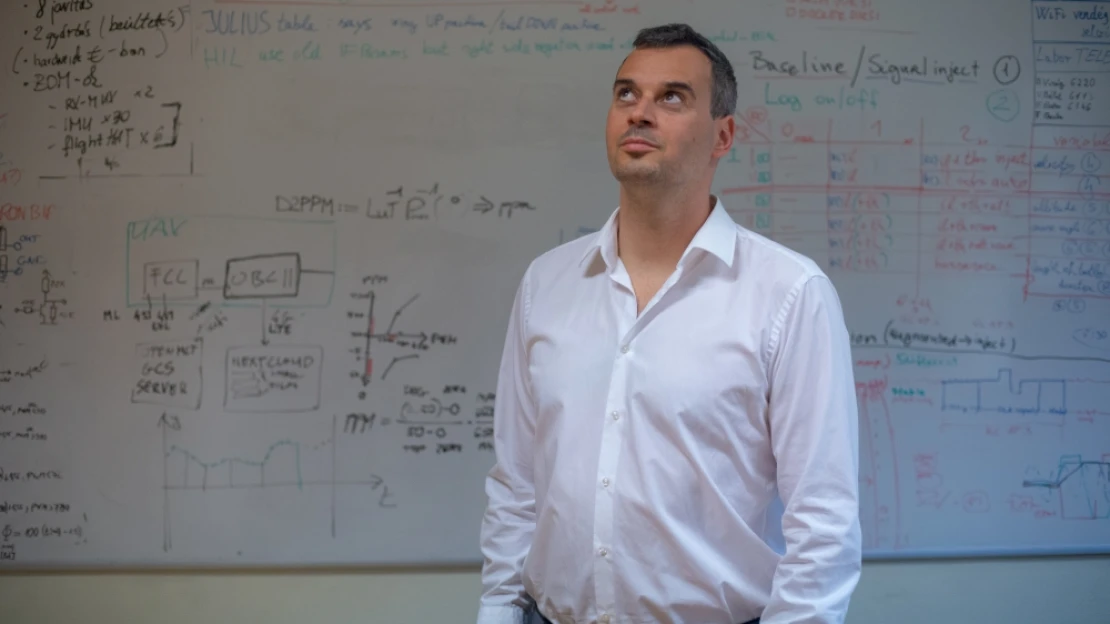 Anélkül, hogy műszaki dolgokkal foglalkozzak, nem tudok létezni