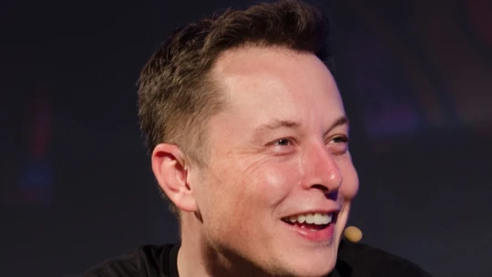 Több millió Tesla-részvényt adott el Musk, mielőtt megvette a Twittert