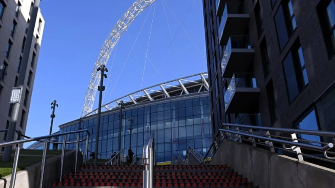 Eb-döntő: Emelte a tétet London, az UEFA elégedett