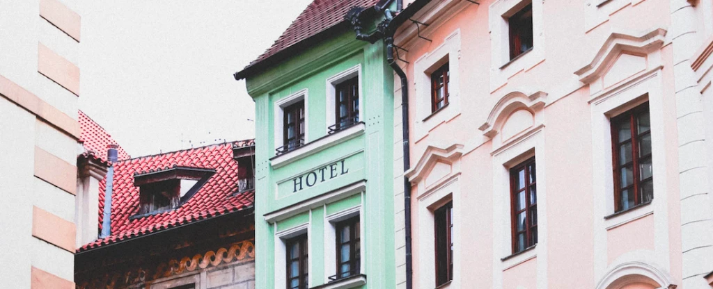 Nastya Dulhiier // Unsplash