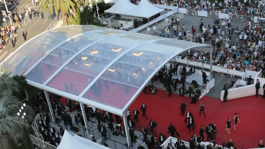 A híresen maradi cannes-i filmfesztivál is kénytelen volt fejlődni – helyszíni riportunk Cannes-ból
