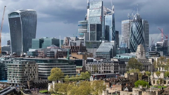Megszűnik a Nagy-Britanniában élő külföldiek beutazás utáni karanténkötelezettsége
