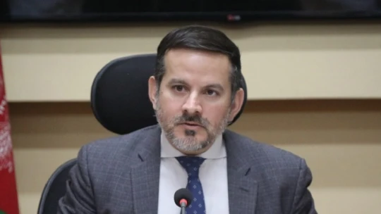 Nagyon aktív az afgán jegybankár a Twitteren, a menekülésről és az aranytartalékról is írt