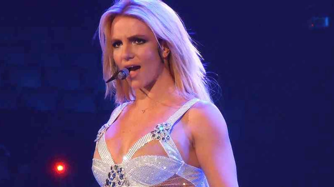 Britney Spears apja lemondott a gyámságról, 60 millió dolláros vagyon kezelése volt a tét