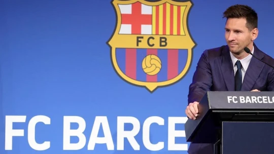 Messi úton Párizsba – a PSG-nél 25 millió eurós aláírási pénz és ugyanekkora éves fizetés várhatja
