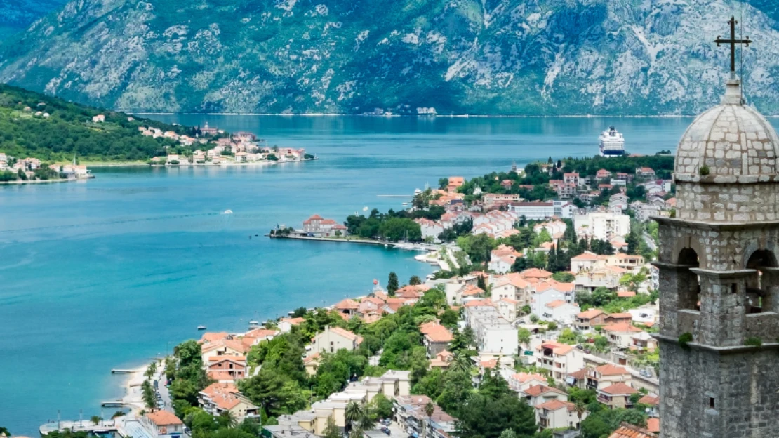 A covid legyalulta a turizmust, saját Marshall-tervvel húzná ki magát a bajból Montenegró