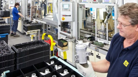 Éhbérért toboroznak filippínó vendégmunkásokat Magyarországra