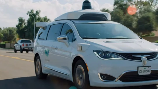 Már rendelhető a Google teljesen önvezető robotaxija