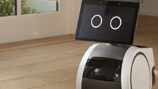 Jön az Amazon háztartási robotja – ezeket tudja 310 ezer forintért