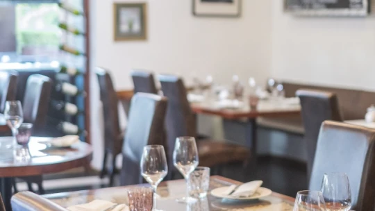 Formálódik ez még