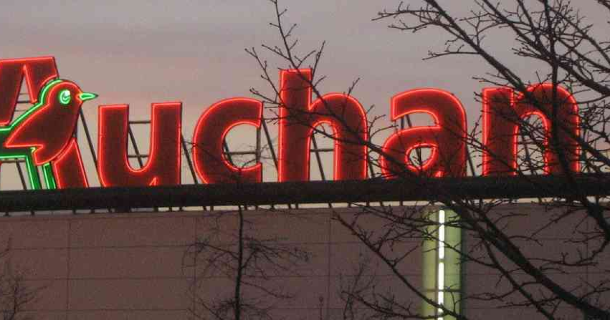 Már döntött is a Versenyhivatal: Jellinek viheti a magyar Auchan nagy részét