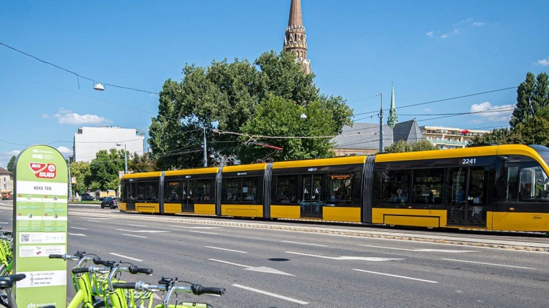 Beperli a használhatatlan e-jegyrendszer fejlesztőjét a BKK