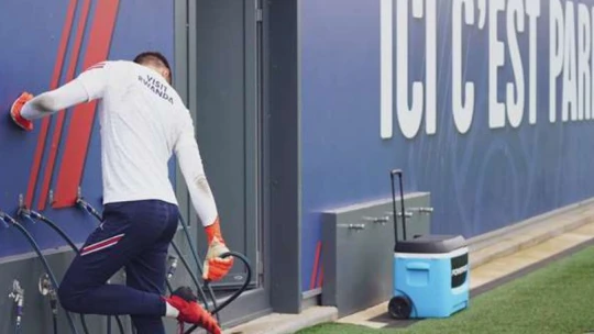 Soha nem kerültek ilyen sokba az ingyen sztárfocisták