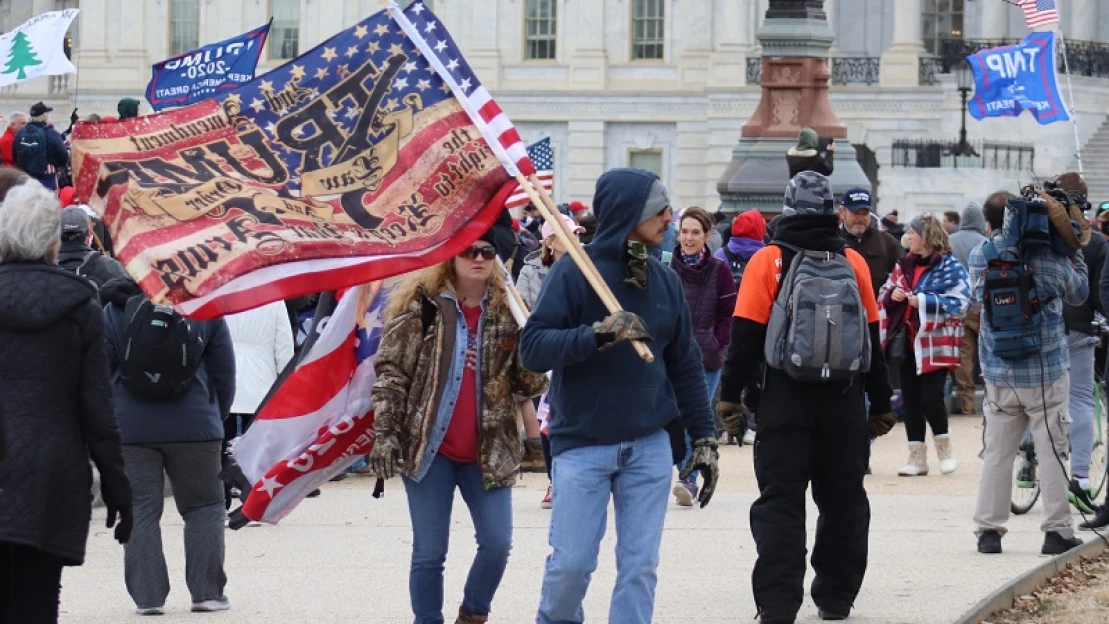 Újabb Facebook-szivárogtatások mutathatnak rá a cég a Capitolium ostromában játszott szerepére
