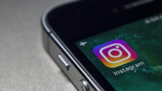 Ígéretek a káoszhét után: nagyjából így lépne fel a Facebook az Instagram fiatalokra gyakorolt káros hatása ellen