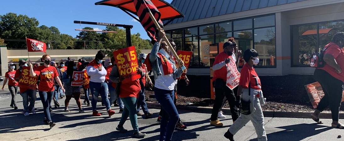 McDonald’s- dolgozók sztrájkoltak, mert a cég semmit nem tesz a zaklatásos ügyeikben