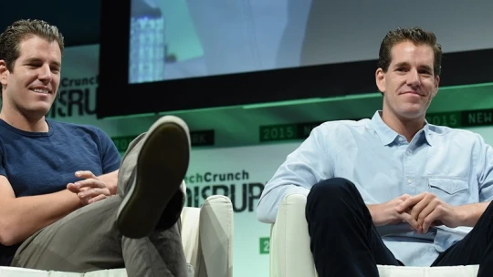 A Winklevoss-ikrek csendes birodalma robbanni készül – Zuckerberg évtizedes ellenlábasai is metaverzumot építenek, de nagyon mást