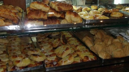 Ahol nincs rezsicsökkentés: tömegével hullhatnak el pékségek